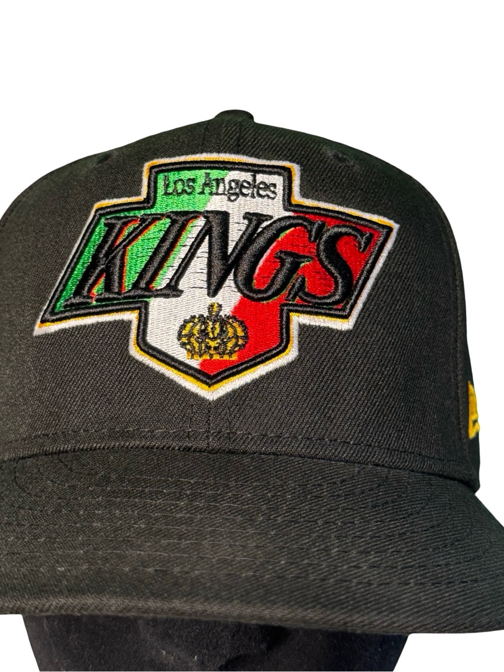 Los Angeles Kings - Mexican Heritage Day 9Fifty SnapBack hat NHL - black